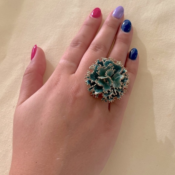 Vintage stretch rings, set of 3 - Picture 13 of 16